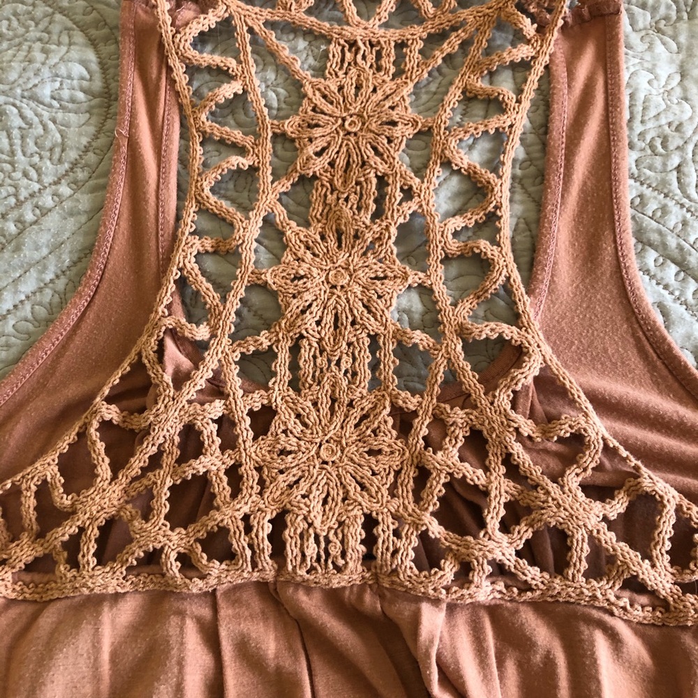 Crochet back Top - Picture 3 of 3